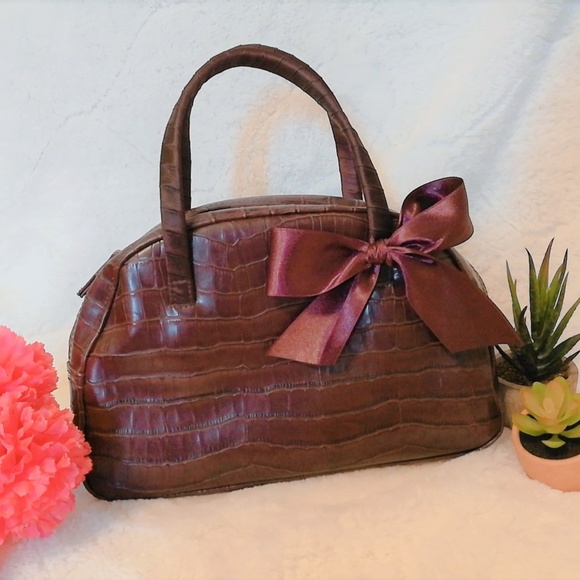 Victoria's Secret Handbags - Victoria Secret Crocodile Vintage Leather Handbag